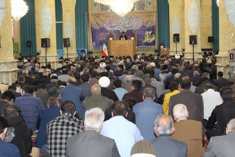 تصاویر/ اقامه نماز عید فطر در شهر بناب