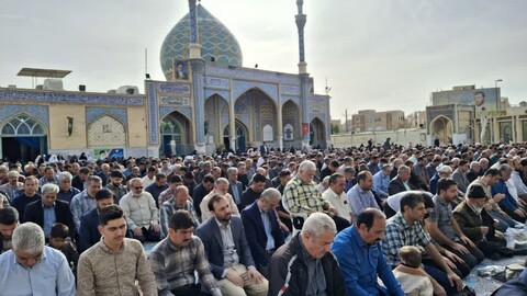 تصاویر /  اقامه نماز با شکوه عید سعید فطر در امامزاده شاه سید علی علیه‌السلام