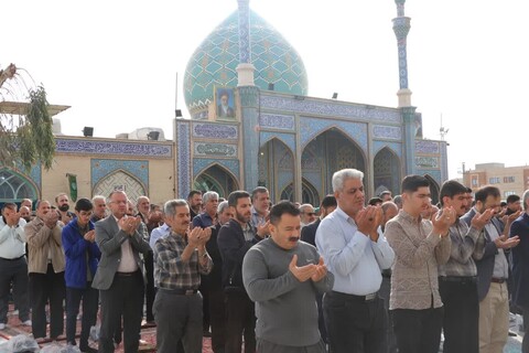 تصاویر /  اقامه نماز با شکوه عید سعید فطر در امامزاده شاه سید علی علیه‌السلام