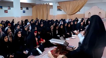 اعزام بیش از ۵۰۰ بانوی مبلغ در ماه رمضان / استقبال بند نسوان از مبلغات اعزامی به زندان