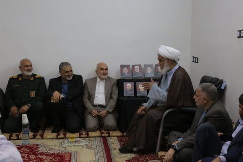 دیدار استاندار و فرماندهان نظامی با آیت الله کعبی