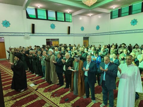 تصاویر/ اقامه نماز عید سعید فطر در مرکز اسلامی الزهرا ایالت میشیگان آمریکا