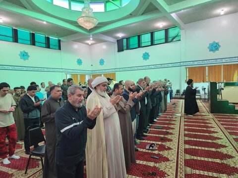 تصاویر/ اقامه نماز عید سعید فطر در مرکز اسلامی الزهرا ایالت میشیگان آمریکا