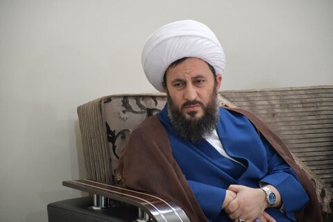 تصاویر/ دیدار امام جمعه شهرستان خوی با سه خانواده شهید