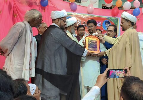 مولانا ڈاکٹر علی اصغر الحیدری کو ان کے اہل وطن نے فخر قوم ایوارڈ سے سرفراز کیا