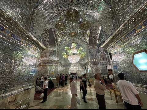 تصاویر/ حال و هوای حرم حضرت شاهچراغ (ع) در آخرین روزهای نوروز