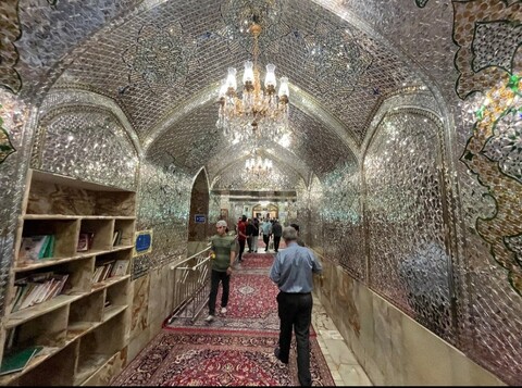 تصاویر/ حال و هوای حرم حضرت شاهچراغ (ع) در آخرین روزهای نوروز