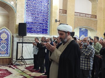 تصاویر/ اقامه نماز جمعه بم