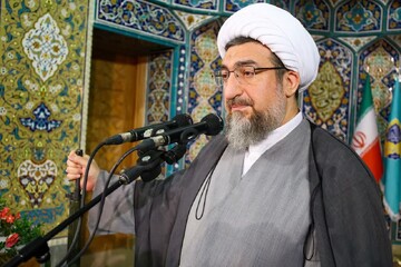 واکنش امام جمعه تبریز به تبلیغات آمریکا درباره غنی‌سازی اورانیوم