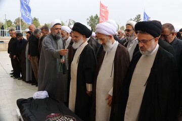تصاویر / تشییع پیکر مرحوم حجت الاسلام محمدعلی محمدی لائینی در قم