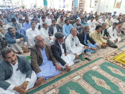 تصاویر/ اقامه نماز جمعه ریگان