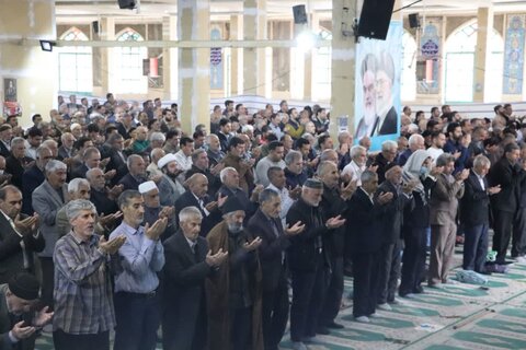 تصاویر اقامه نماز جمعه خرم آباد