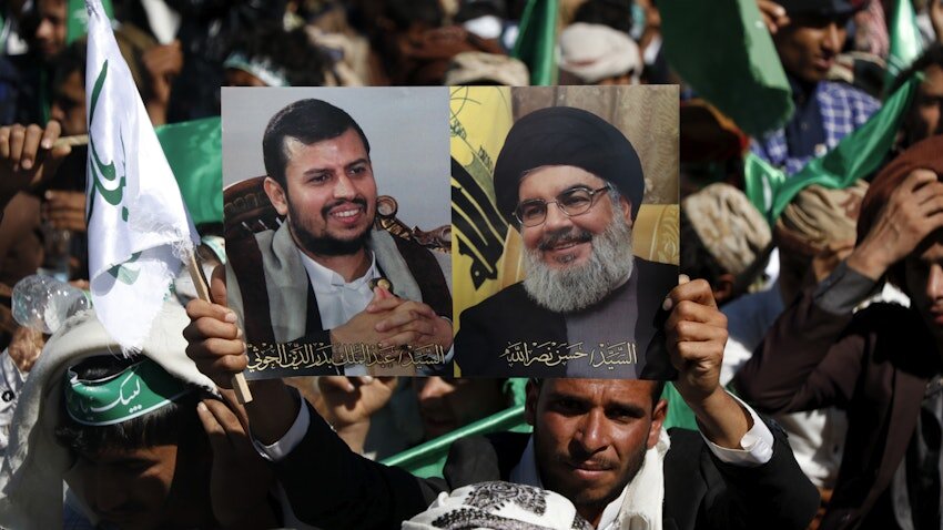 نگاهی بر نقش زنان یمنی در نبرد فتح موعود؛ از اهدای طلا و فرزندان خود برای جبهه تا فعالیت رسانهای