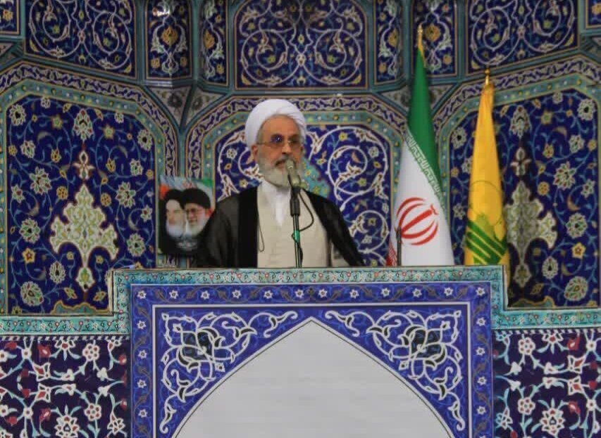 मुस्लिम उम्माह कभी भी ज़ायोनी शासन के बुरे इरादों के आगे नहीं झुकेगी मुस्लिम उम्माह कभी भी ज़ायोनी शासन के बुरे इरादों के आगे नहीं झुकेगी