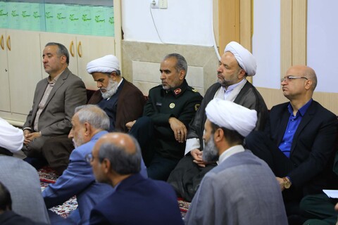 تصاویر/ درس اخلاق نماینده ولی فقیه خراسان جنوبی برای مدیران دستگاه های اجرایی استان خراسان جنوبی