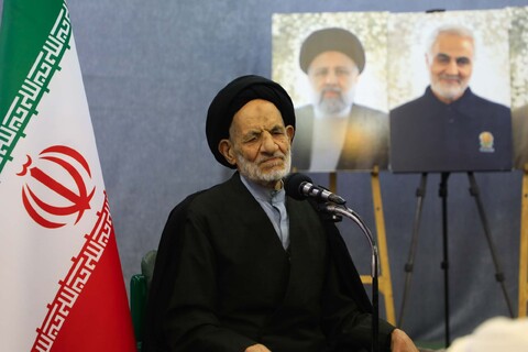 تصاویر/ درس اخلاق نماینده ولی فقیه خراسان جنوبی برای مدیران دستگاه های اجرایی استان خراسان جنوبی