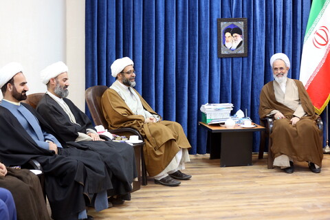 تصاویر/ دیدار های نوروزی آیت الله اعرافی