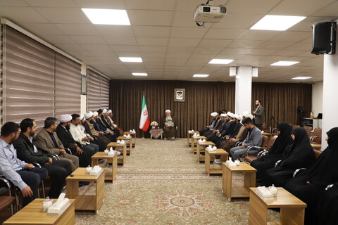 تصاویر/دیدار مدیران حوزوی استان کردستان با نماینده ولی فقیه