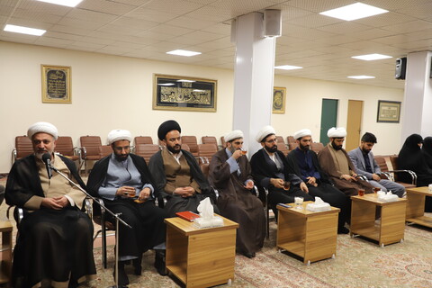 تصاویر/دیدار مدیران حوزوی استان کردستان با نماینده ولی فقیه