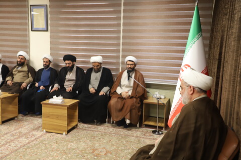 تصاویر/دیدار مدیران حوزوی استان کردستان با نماینده ولی فقیه