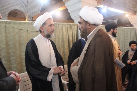 تصاویر / دیدار  نوروزی مدیر ومعاونین مرکز مدیریت حوزه علمیه استان قزوین با نماینده ولی فقیه در استان قزوین