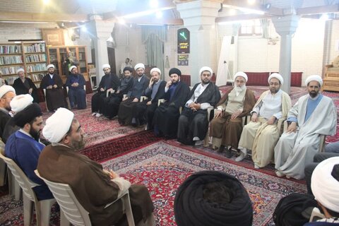 تصاویر / دیدار  نوروزی مدیر ومعاونین مرکز مدیریت حوزه علمیه استان قزوین با نماینده ولی فقیه در استان قزوین