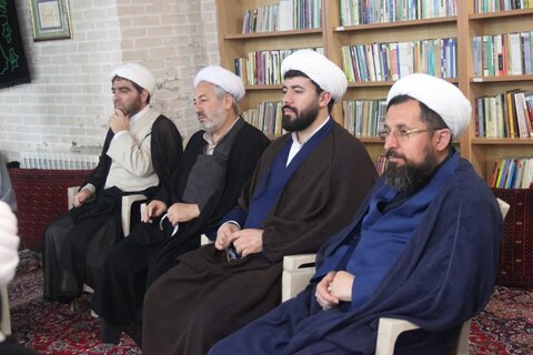 تصاویر / دیدار  نوروزی مدیر ومعاونین مرکز مدیریت حوزه علمیه استان قزوین با نماینده ولی فقیه در استان قزوین