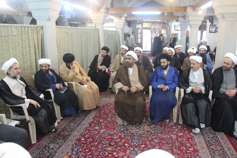 تصاویر / دیدار  نوروزی مدیر ومعاونین مرکز مدیریت حوزه علمیه استان قزوین با نماینده ولی فقیه در استان قزوین