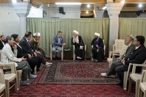 تصاویر / دیدار نوروزی امام جمعه استان قزوین با مسئولین واحاد مردم قزوین