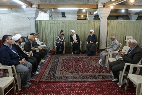 تصاویر / دیدار نوروزی امام جمعه استان قزوین با مسئولین واحاد مردم قزوین