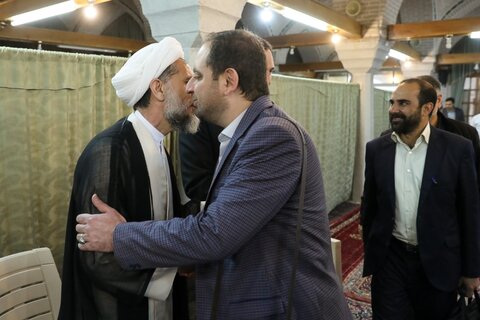 تصاویر / دیدار نوروزی امام جمعه استان قزوین با مسئولین واحاد مردم قزوین
