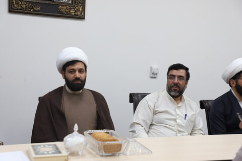 دیدار نوروزی مدیر و معاونین حوزه علمیه خاتم الانبیاء سنندج با مدیر حوزه علمیه کردستان