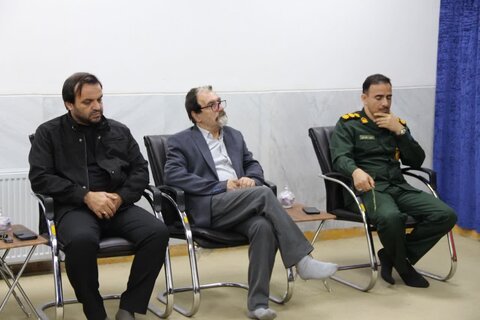 تصاویر دیدار کارکنان فرهنگ و ارشاد اسلامی لرستان با نماینده‌ ولی فقیه در استان