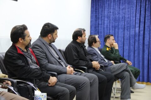 تصاویر دیدار کارکنان فرهنگ و ارشاد اسلامی لرستان با نماینده‌ ولی فقیه در استان