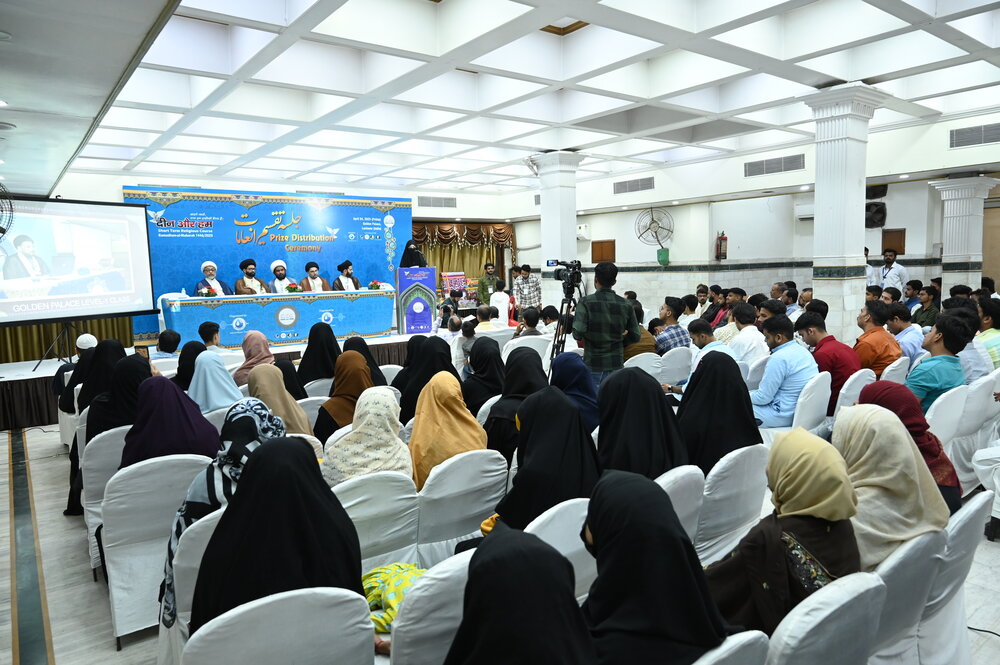 لکھنؤ؛ “دین اور ہم” کلاسز کے جانب سے تقسیم انعامات