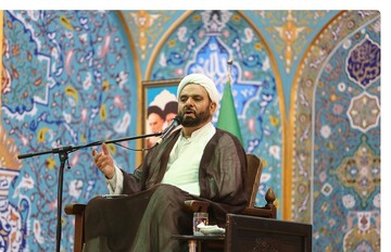 تجمل‌گرایی و چشم‌وهم‌چشمی، زندگی را پر از غم و اندوه می‌کند
