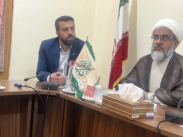 فعالیت بیش از ۴۰۰۰خادم افتخاری در حرم مطهر شاهچراغ(ع)