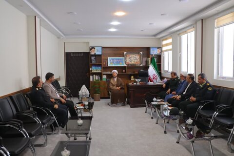 تصاویر/ دیدار نوروزی فرمانده انتظامی و رئیس پلیس راهور شهرستان اسلامشهر با امام جمعه اسلامشهر