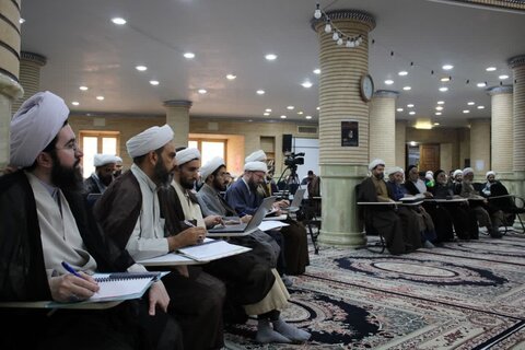 تصاویری از درس خارج آیت الله محمدجواد فاضل لنکرانی