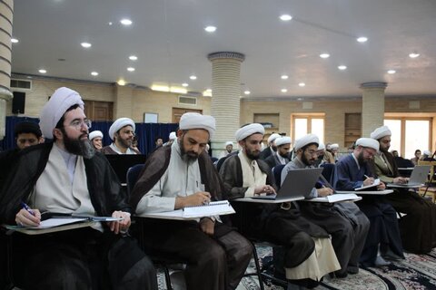 تصاویری از درس خارج آیت الله محمدجواد فاضل لنکرانی