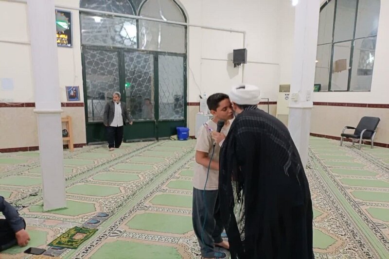 تجلیل از نوجوانان برتر مسجد حضرت ابوالفضل العباس(ع) در سرپل ذهاب
