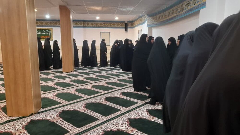 تاکید بر خودسازی و ارشاد در نشست اخلاقی مدرسه علمیه فاطمه الزهرا (س)ساوه