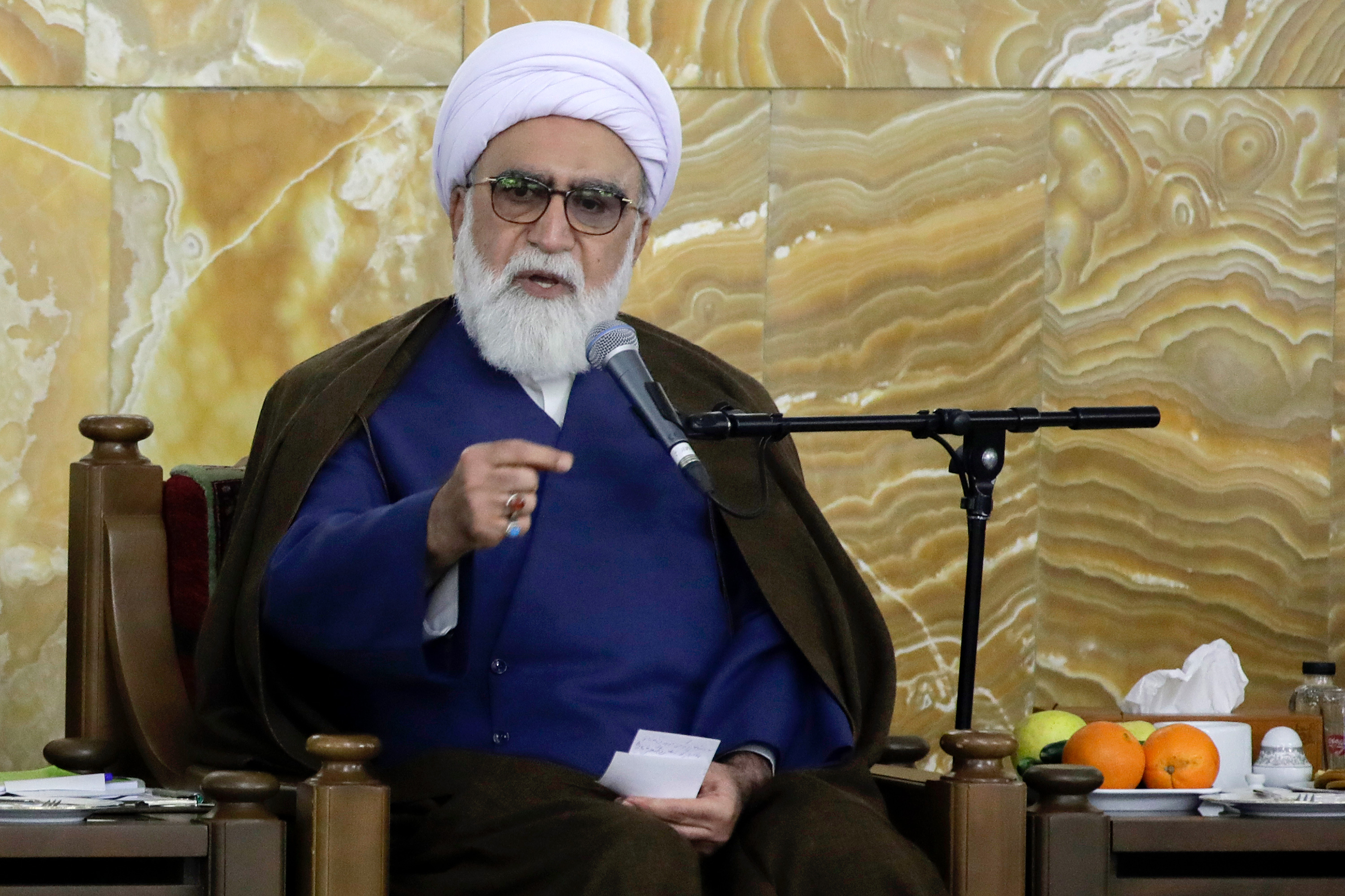 زیارت باید به‌عنوان مسئله‌ ملی مورد توجه قرار گیرد/ ایران باید از ظرفیت‌های عظیم خود در جذب زائر بهره‌برداری کند
