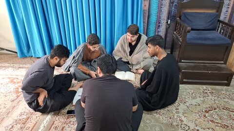 تصاویر/ گروه مباحثه مدرسه دارالعلم اسلامی‌ کاشان