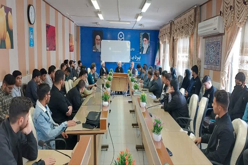 تحریکات جاسوس انگلیسی، عامل تخریب حرم مطهر ائمه بقیع(ع)