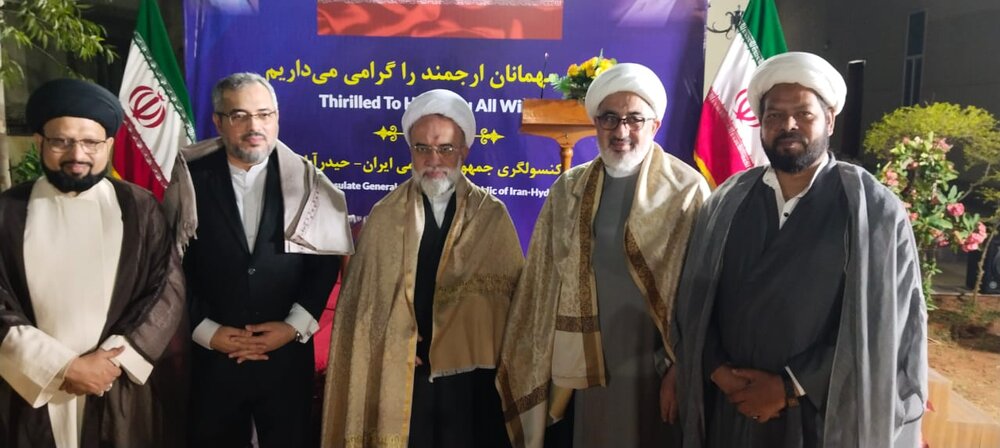 تجلیل از خدمات نماینده پیشین ولیفقیه در هند