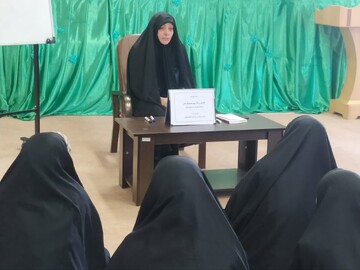 اقدامات و آثار شهید آیت‌الله سید محمدباقر صدر و خواهر شهیدش، بنت‌الهدی بررسی شد