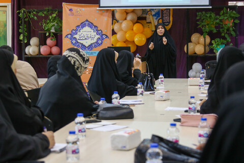 تصاویر|سومین نشست تجربه‌نوردی فرهنگی در دفتر تبلیغات اسلامی اصفهان