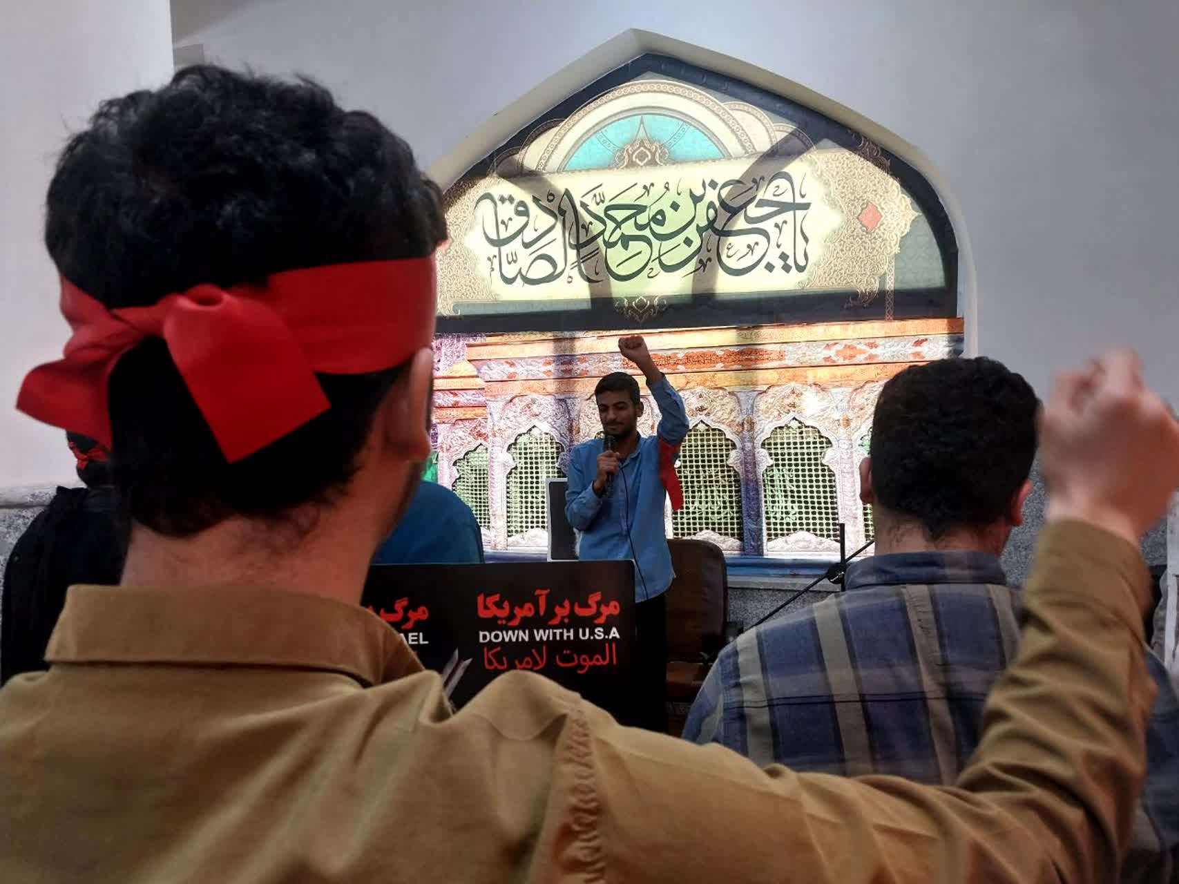 تجمع طلاب مدرسه علمیه حضرت ولی عصر (عج) بندرعباس در اعتراض به جنایات رژیم صهیونیستی+تصاویر