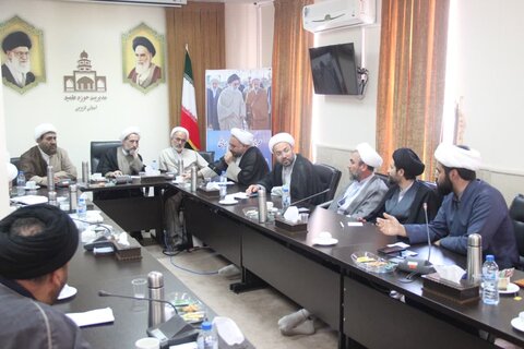 تصاویر /حضور  نماینده ولی فقیه در قزوین در مرکز مدیریت حوزه علمیه استان قزوین